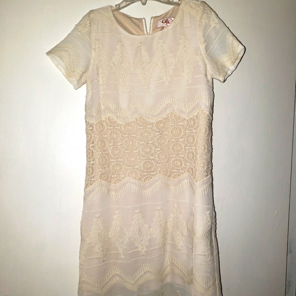 Girl's dress